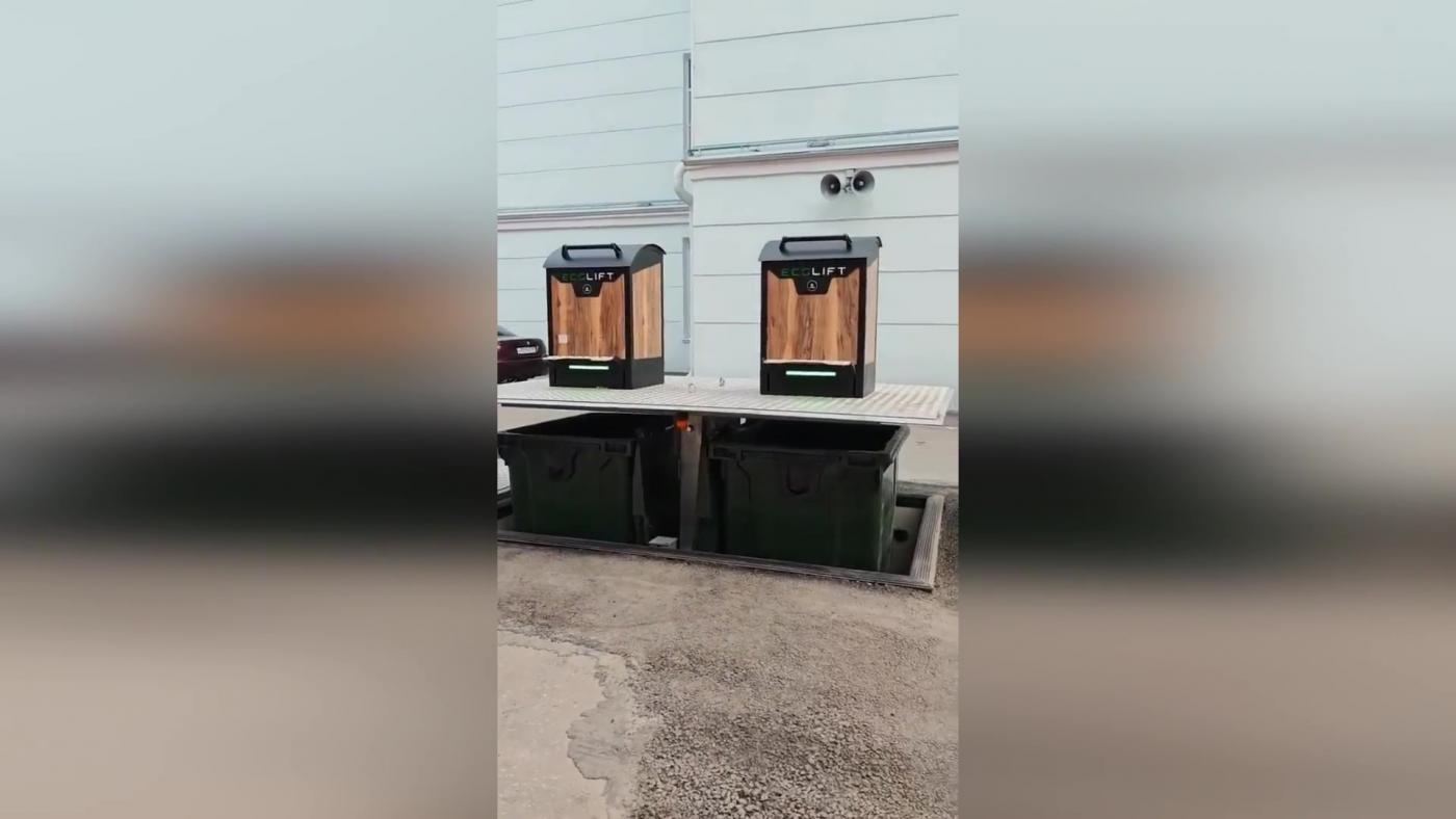 В центре Мурманска обновляют контейнерные площадки по программе "На Севере &mdash; жить!"