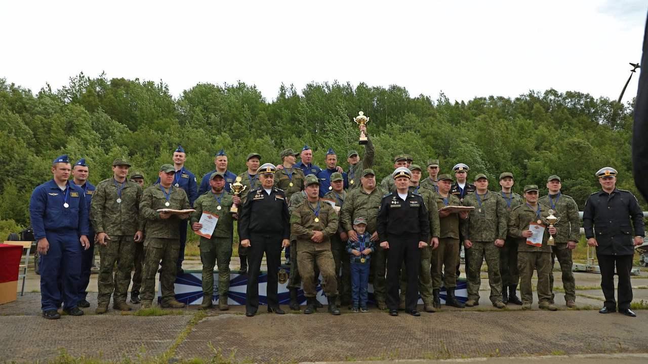 На Северном флоте определили лучших в перетягивании каната
