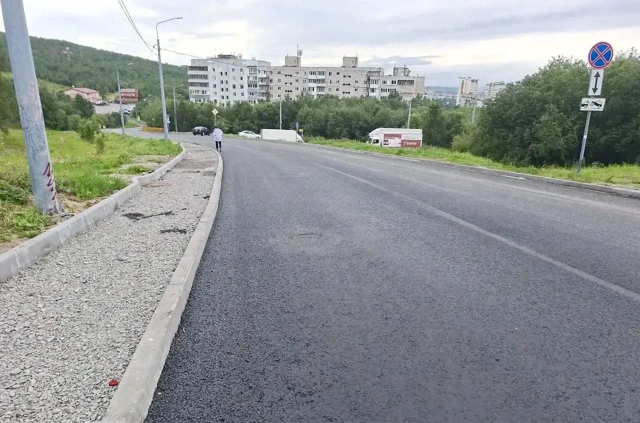 В Мурманске завершают ремонт дороги к горнолыжному комплексу "Норд Стар"