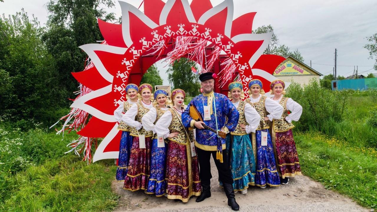 Открытый фестиваль народного творчества "Соцветие традиций России" пройдет в Умбе 15 августа