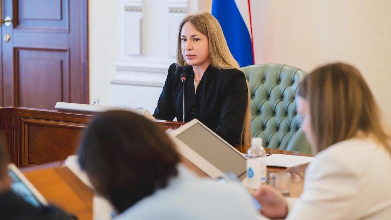 Вице-губернатор Мурманской области Надежда Аксенова получила благодарность президента России