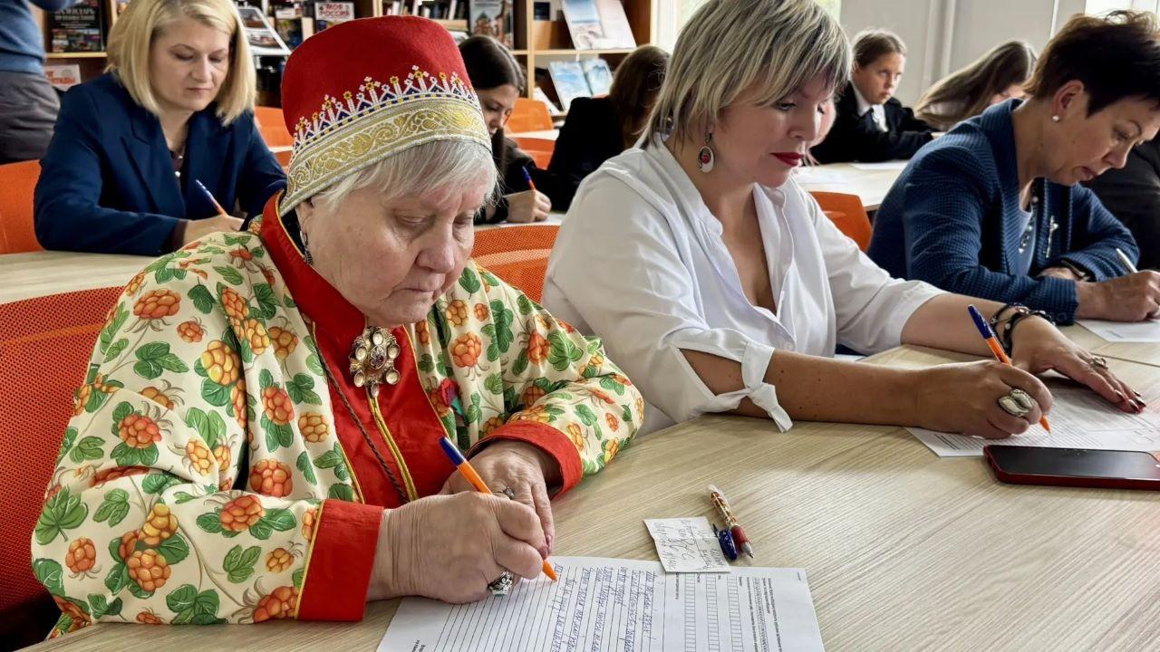 Всероссийский диктант "Россия &mdash; дом народов" написали в Мурманске