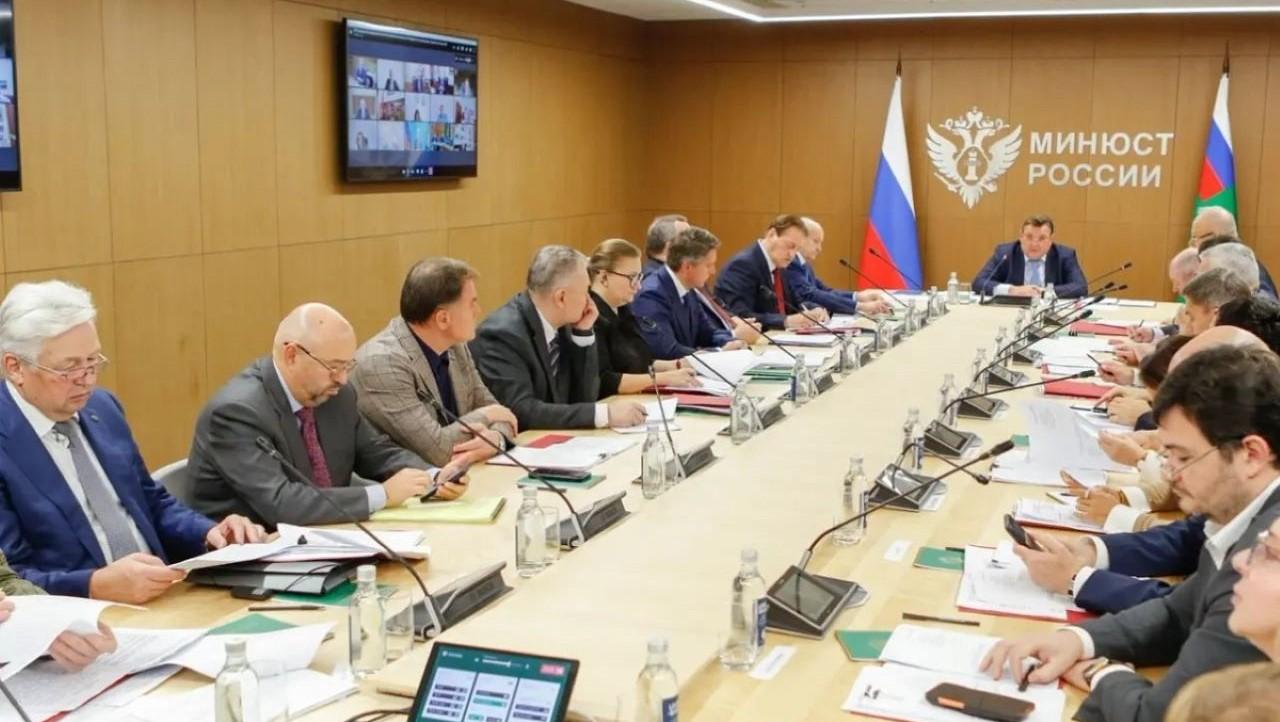 Чуйченко: Петербургский международный юридический форум играет роль в совершенствовании правовой системы РФ