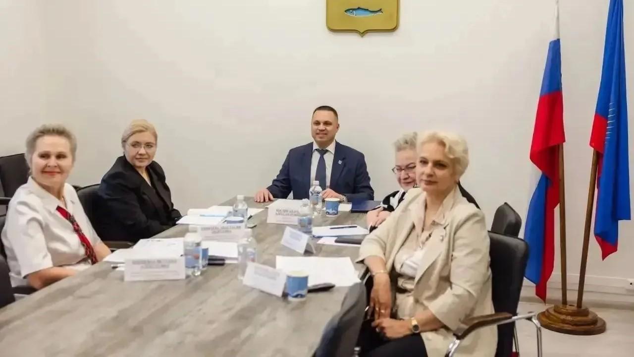 "Марафон успешных практик" провели руководители Мурманска и Минска