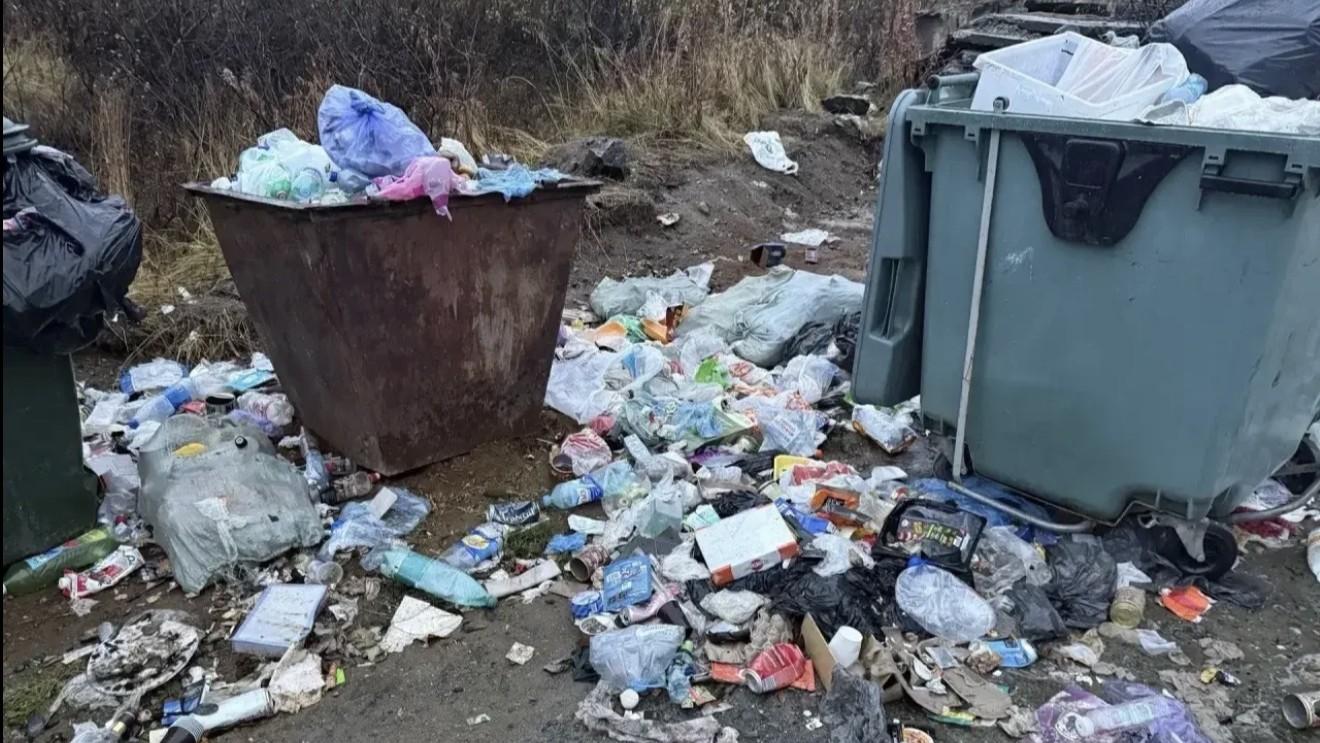 Несанкционированную свалку обнаружили у природного парка "Полуострова Средний и Рыбачий"